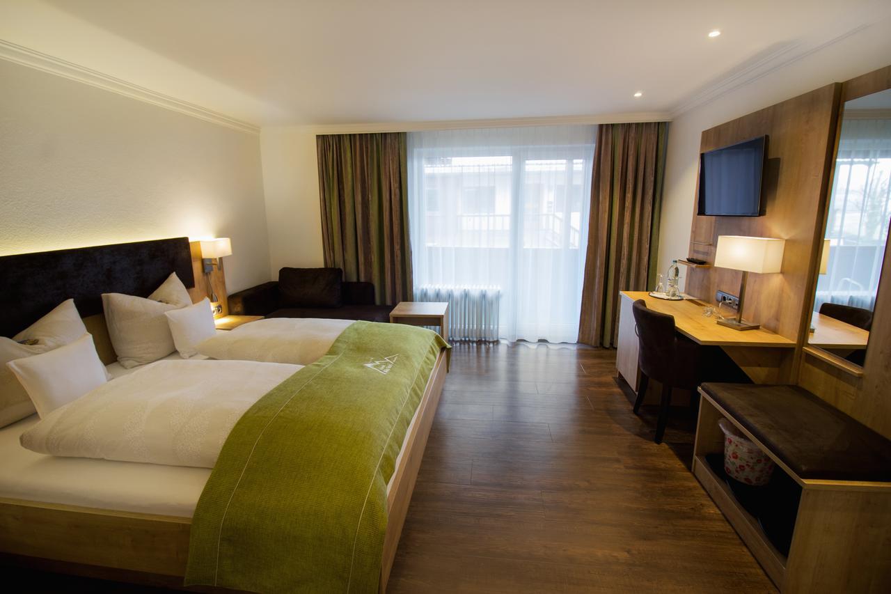 Hotel Alp Inn - Chiemgaukarte Inclusive Ruhpolding Kültér fotó