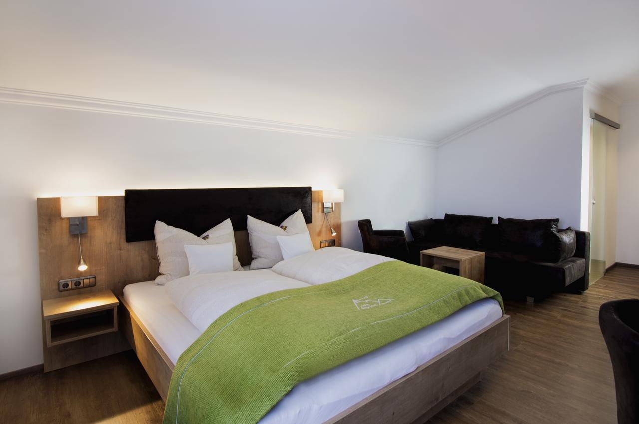 Hotel Alp Inn - Chiemgaukarte Inclusive Ruhpolding Kültér fotó