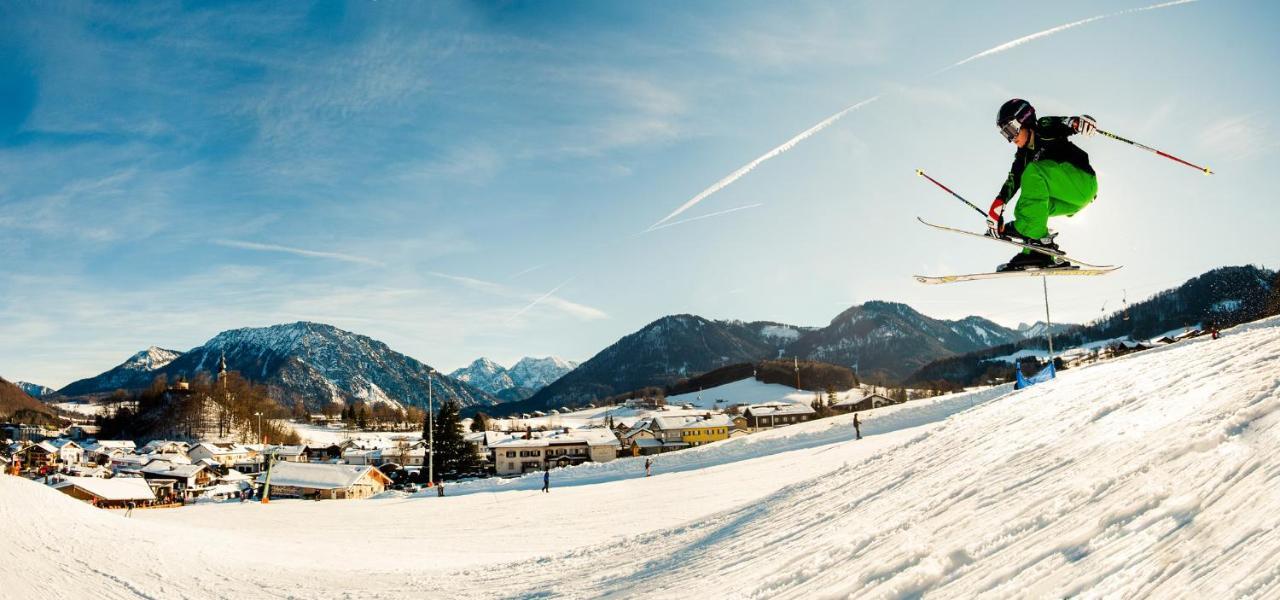 Hotel Alp Inn - Chiemgaukarte Inclusive Ruhpolding Kültér fotó