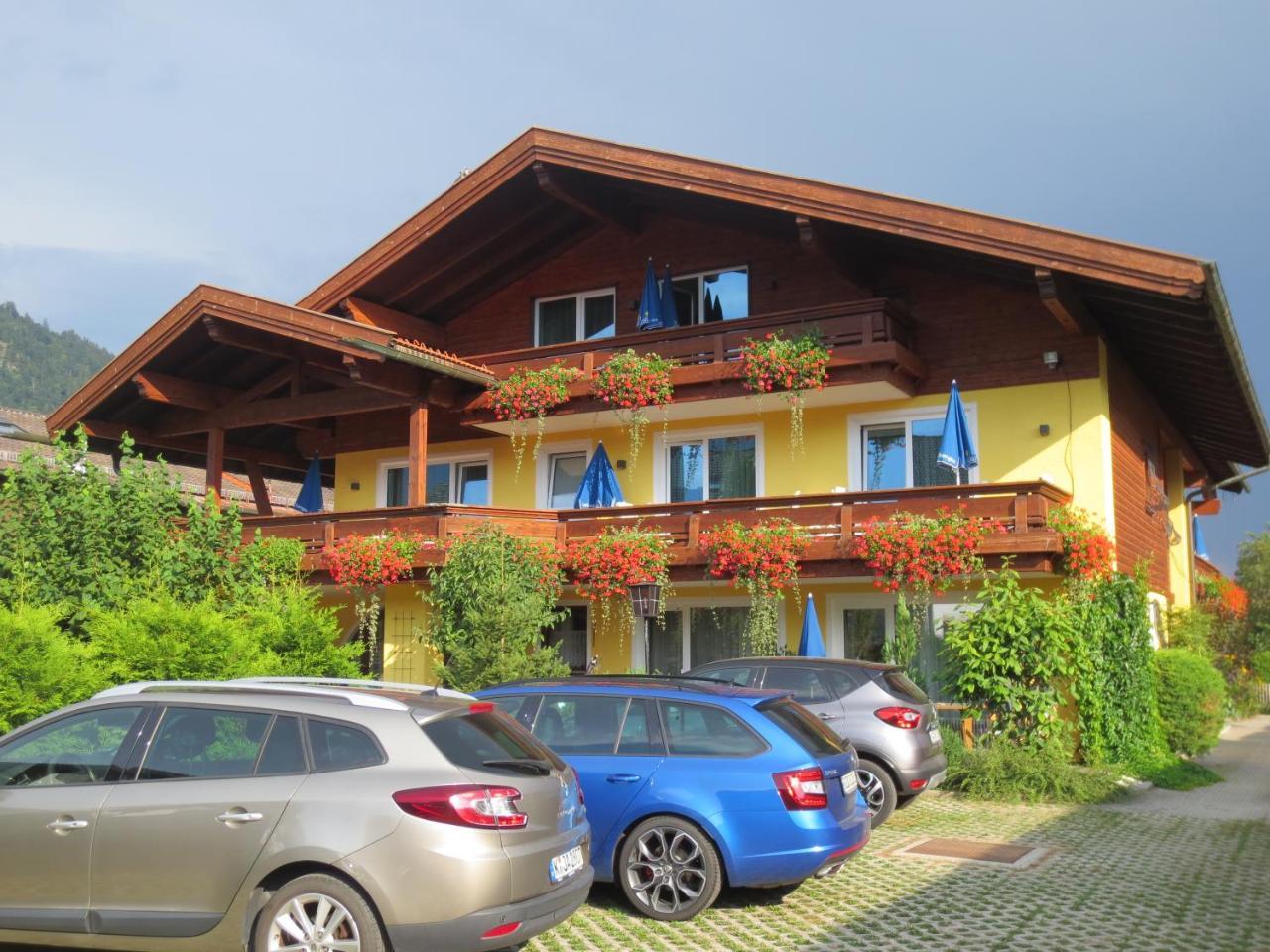 Hotel Alp Inn - Chiemgaukarte Inclusive Ruhpolding Kültér fotó