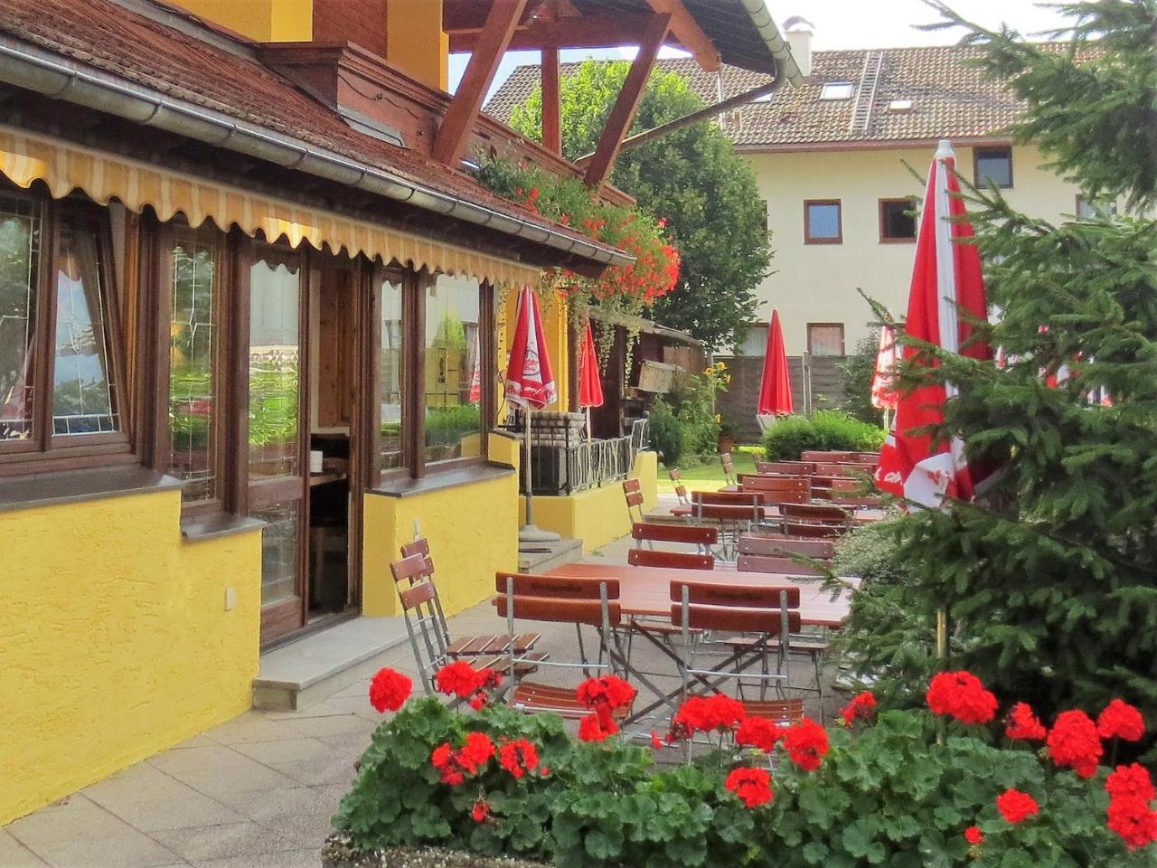 Hotel Alp Inn - Chiemgaukarte Inclusive Ruhpolding Kültér fotó